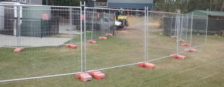 Full height construction fencing